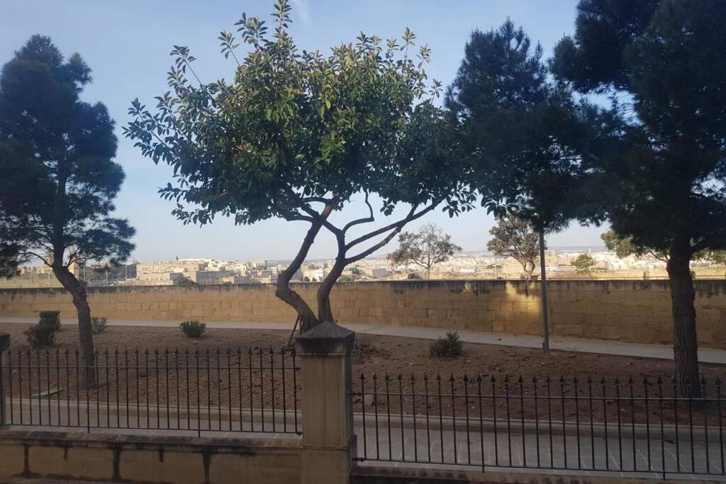 איל-פוריאנה Valletta Malta מראה חיצוני תמונה